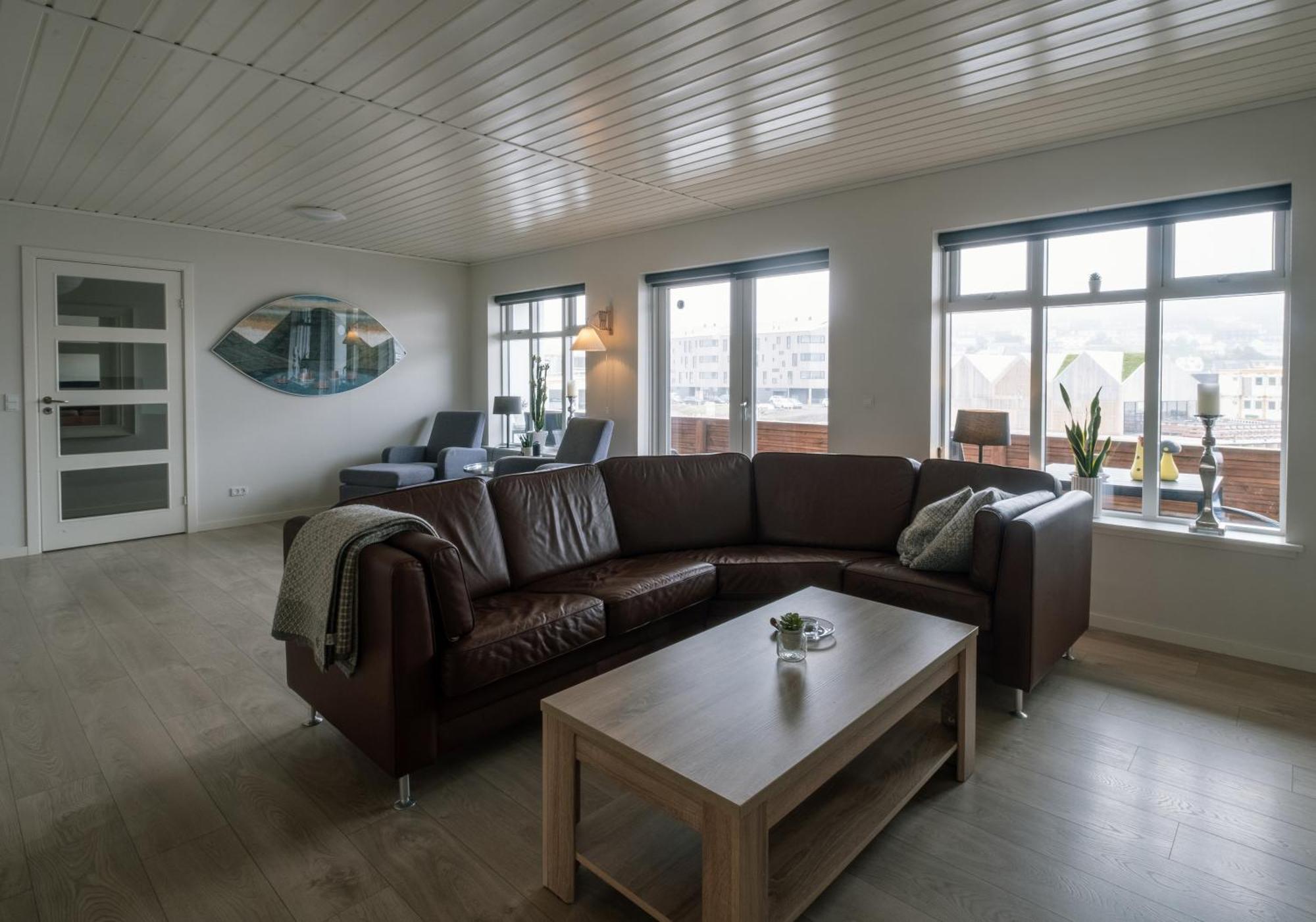 Spacious City Center Home By The Sea Klaksvík Exteriér fotografie